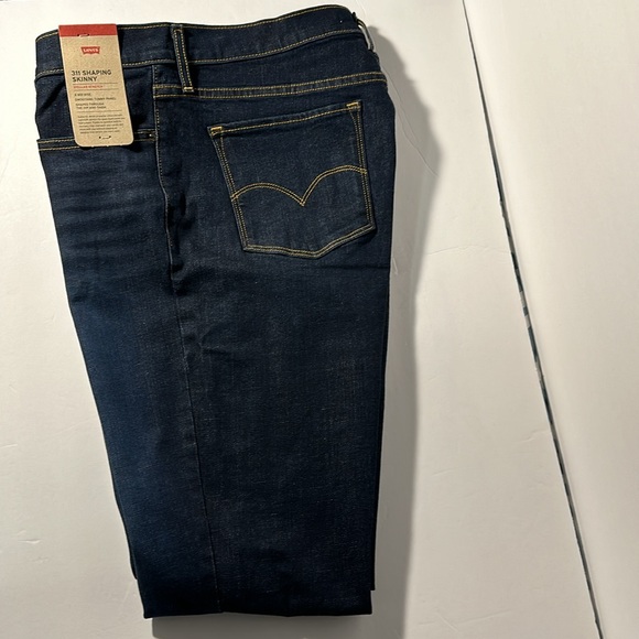 Levi’s Women’s 311 Shaping Skinny Jean - Picture 12 of 16